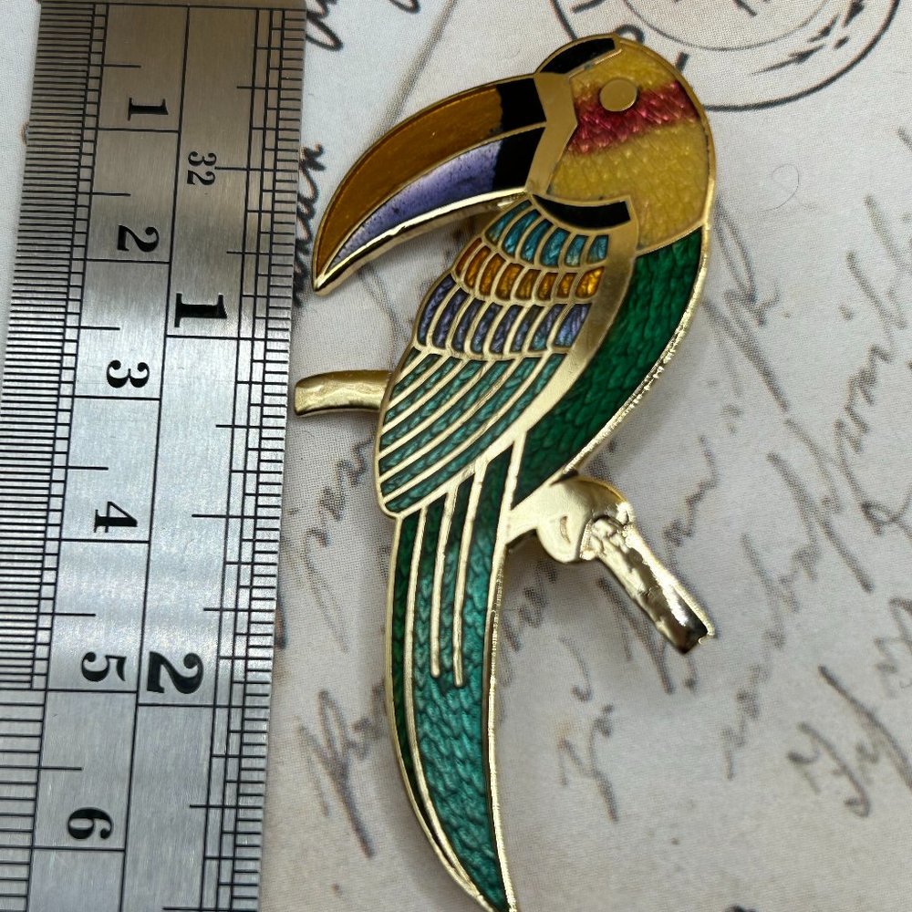 Vintage Green Multi Color Cloisonné Enamel Toucan Tropical Bird Brooch Pin Gold